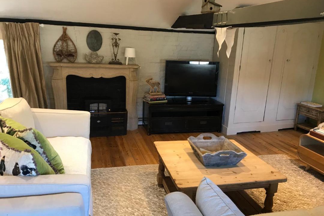 Photo of Livingroom in Old Windsor