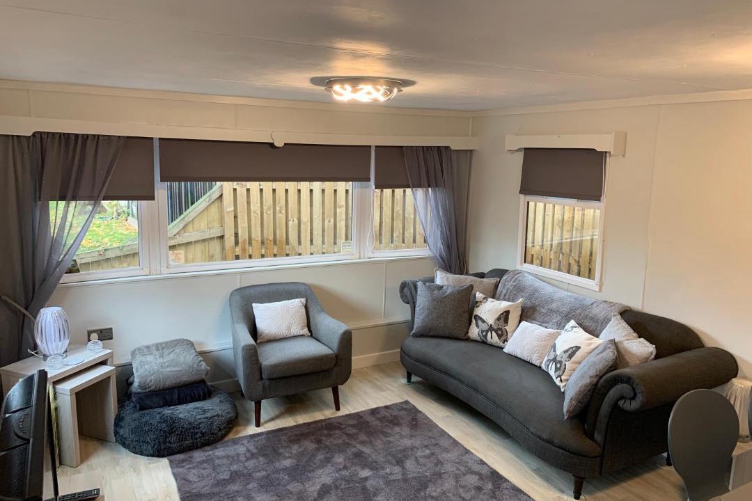 Photo of Others in Low Catton