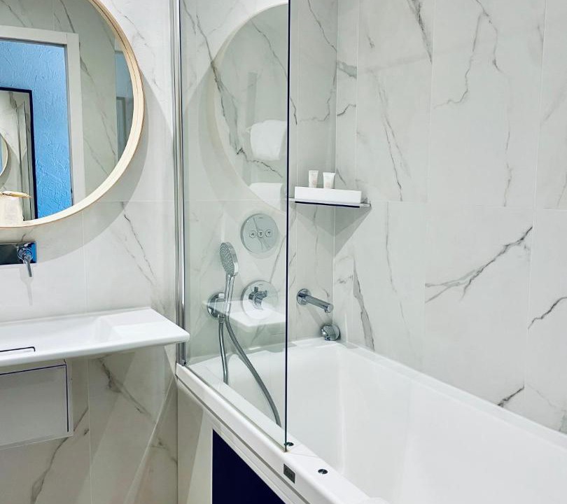 Photo of Bathroom in Castelnaudary