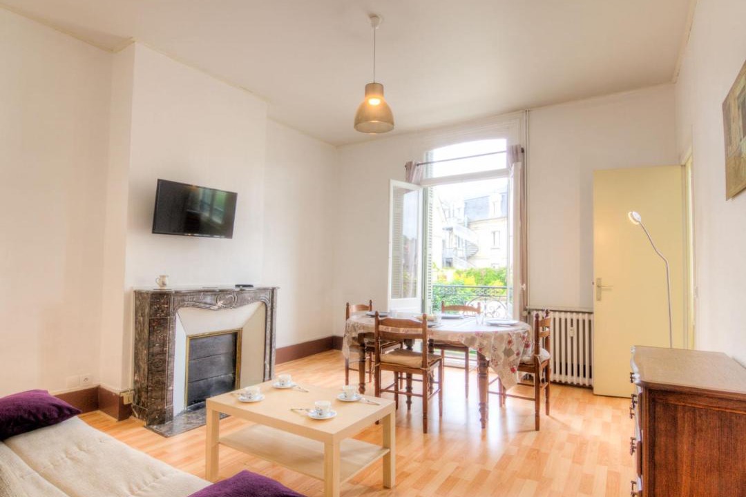 Photo of Livingroom in Deauville City Centre