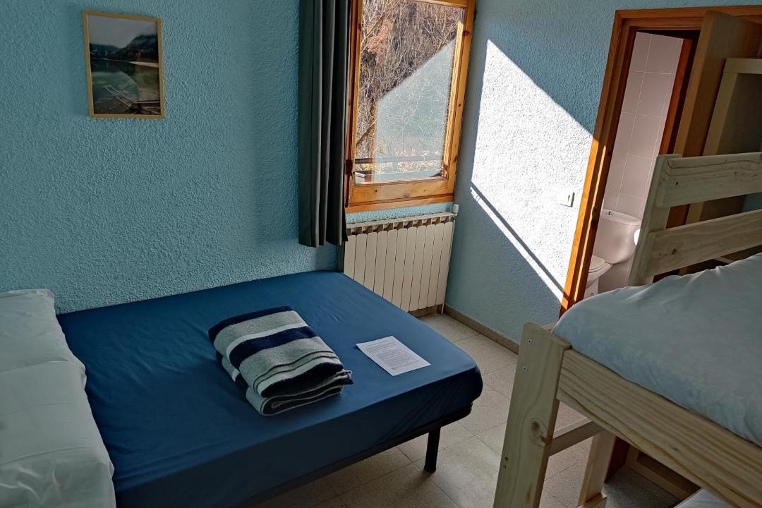 Photo of Bedroom in Lles