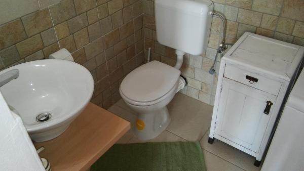 Photo of Bathroom in Kali