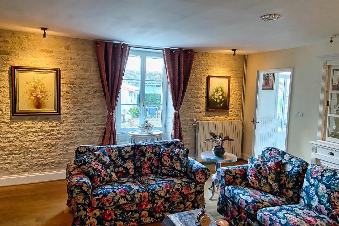 Photo of Others in Chef-Boutonne