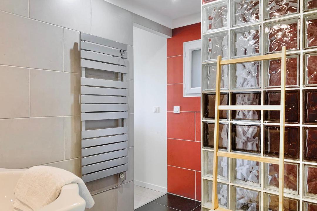 Photo of Others in Lumbin