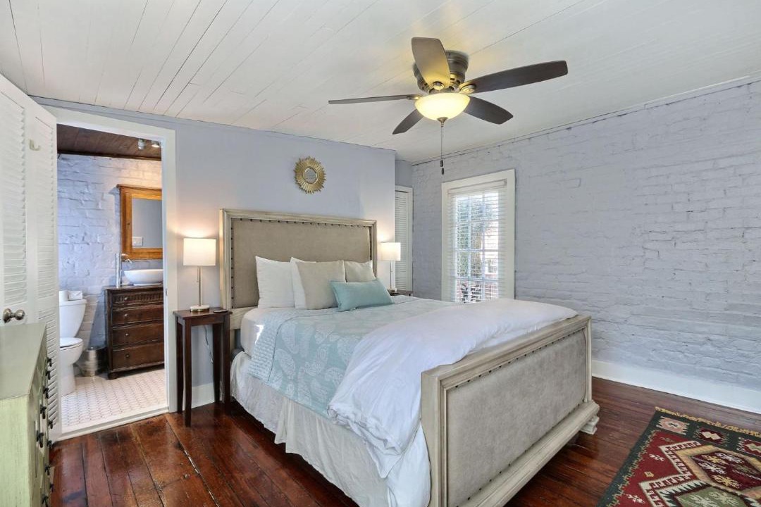 Photo of Others in Historic Downtown Savannah