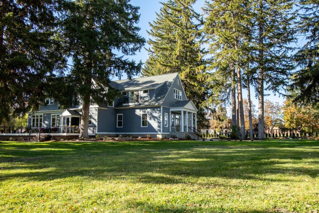 Photo of Buildings in Hamilton