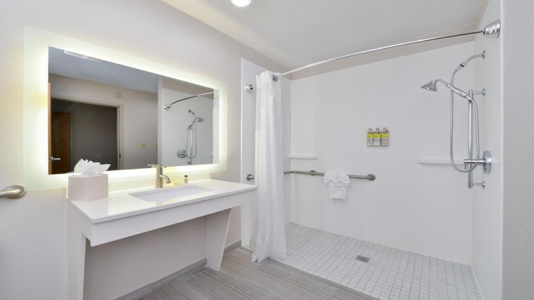 Photo of Bathroom in LaPlace