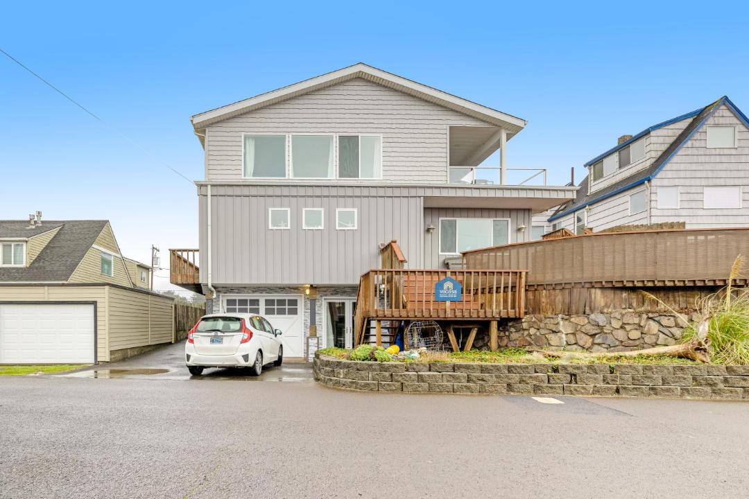Photo of Others in Lincoln City