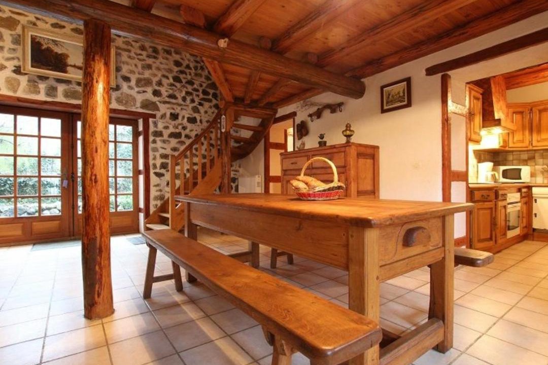 Photo of Livingroom in Saint-Julien-des-Chazes