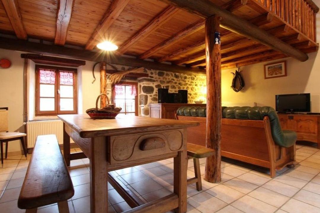 Photo of Livingroom in Saint-Julien-des-Chazes