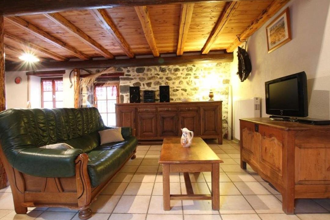 Photo of Livingroom in Saint-Julien-des-Chazes
