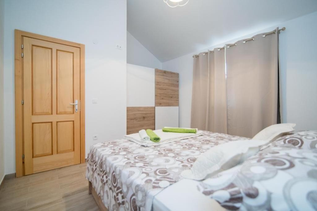 Photo of Bedroom in Supetar