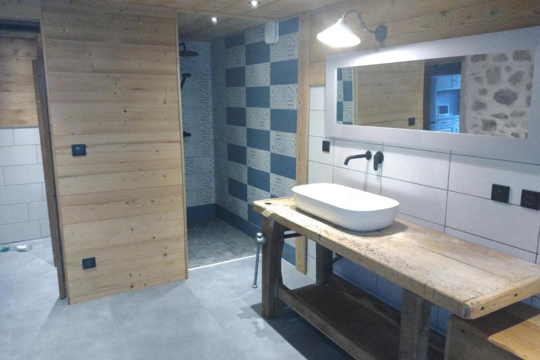 Photo of Others in Rochesson