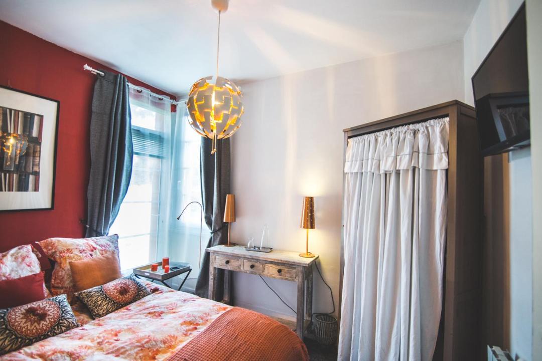 Photo of Bedroom in Noe
