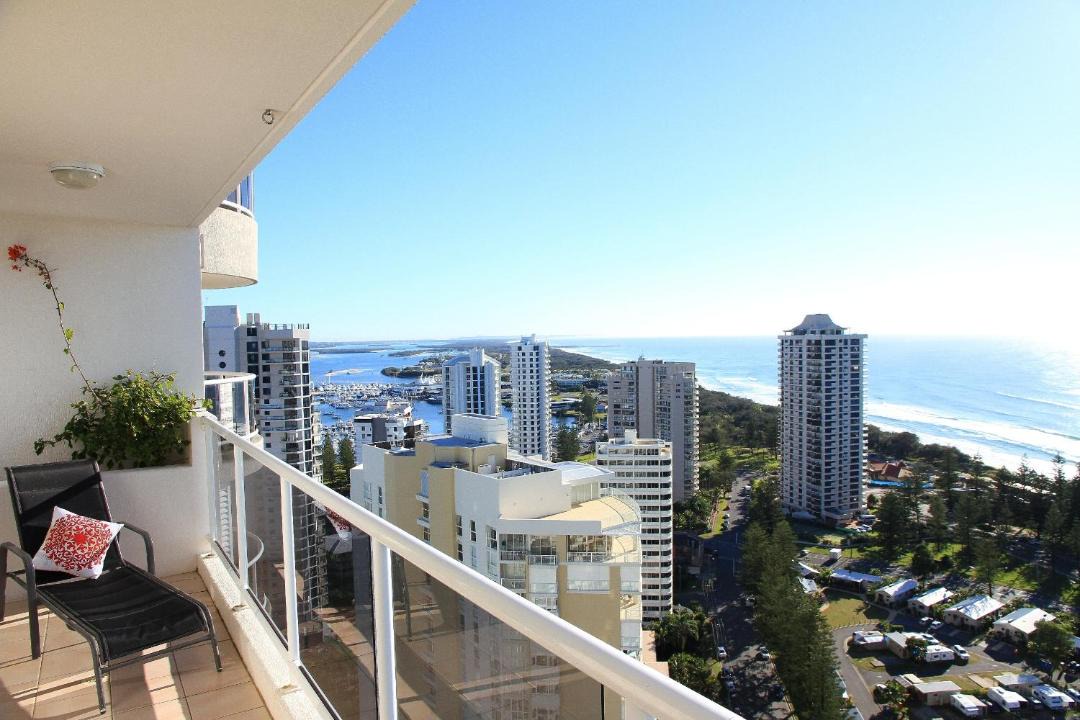 Photo of Patio Balcony in Main Beach