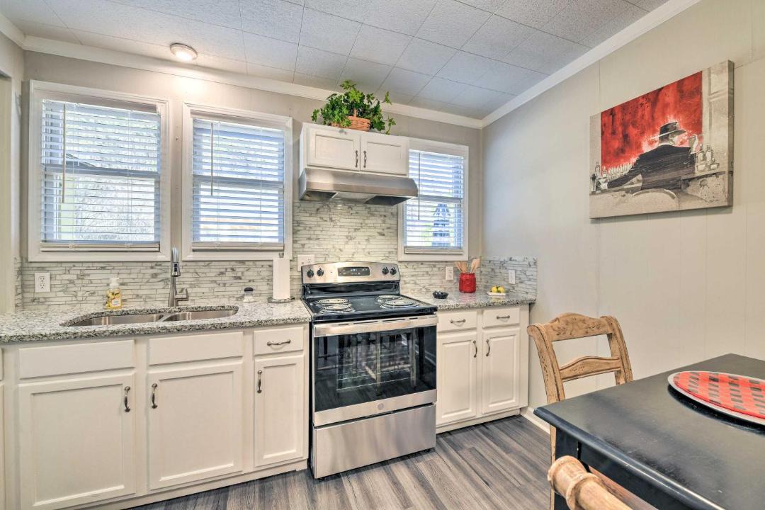Photo of Kitchen in Yadkinville