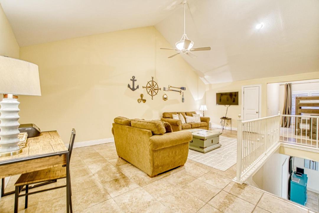 Photo of Livingroom in Sunset Pass