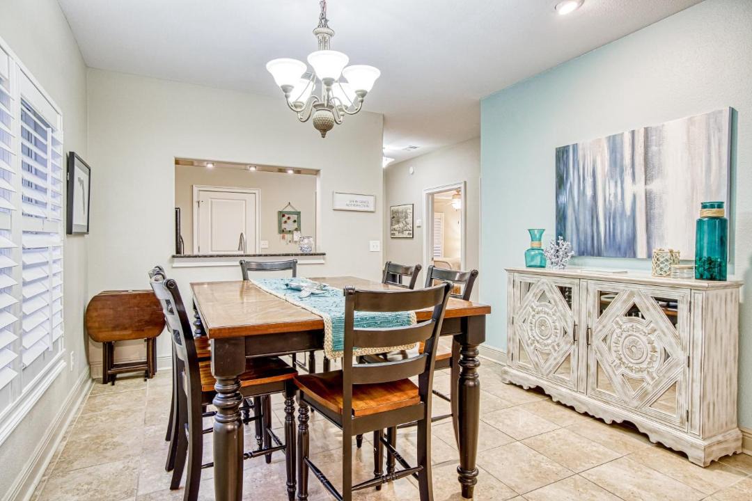 Photo of Livingroom in Sunset Pass