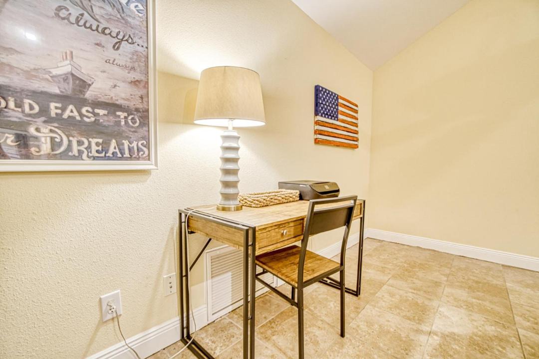 Photo of Livingroom in Sunset Pass