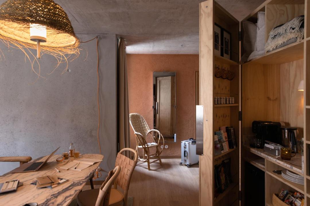Photo of Others in Les Puces de Saint-Ouen