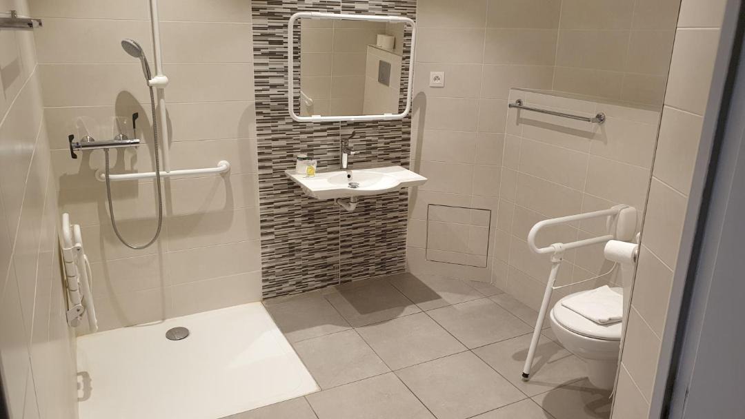 Photo of Bathroom in Chartres