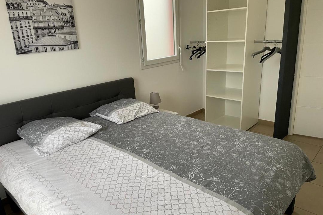 Photo of Bedroom in Saint-Jean-de-Vedas