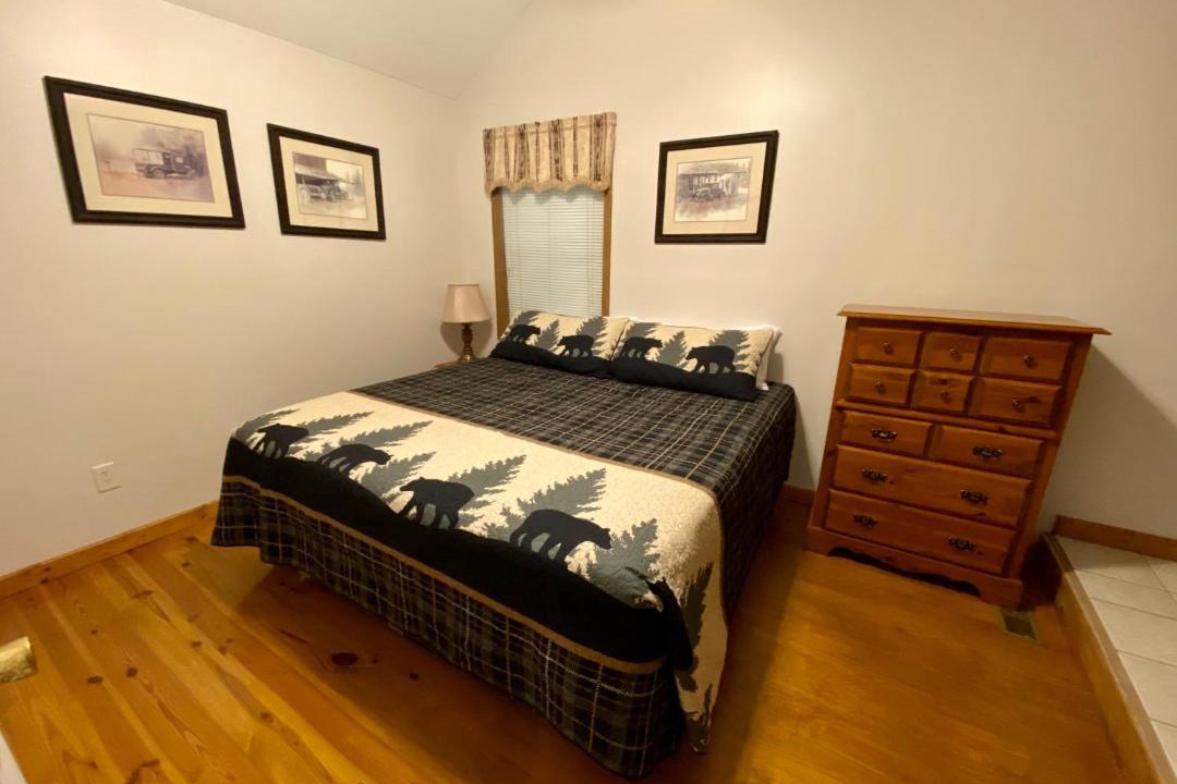 Photo of Bedroom in Blairsville