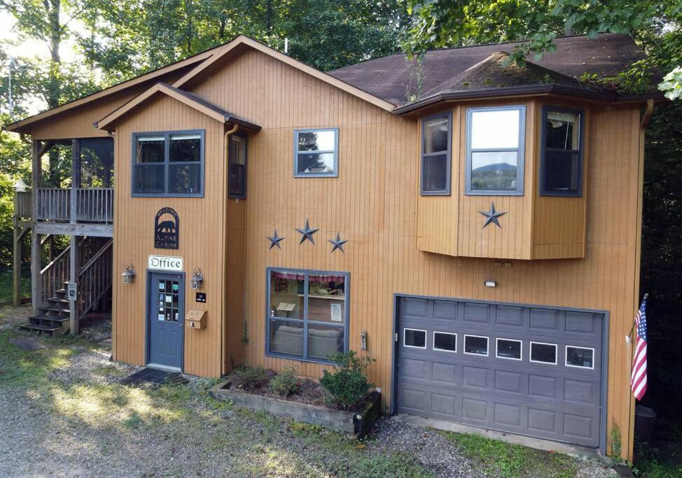 Photo of Buildings in Blairsville