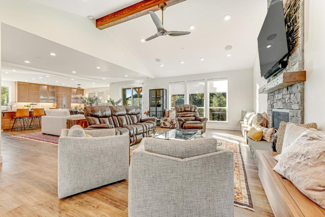 Photo of Livingroom in Healdsburg