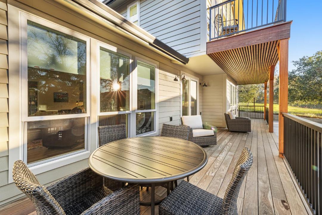 Photo of Patio Balcony in Healdsburg