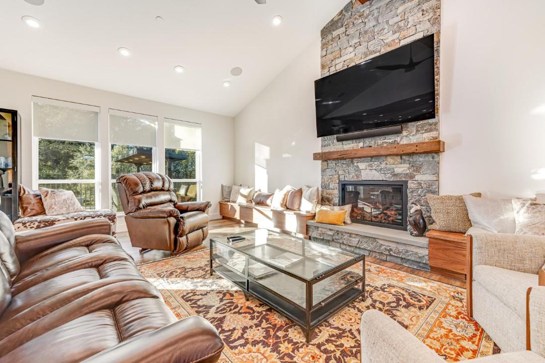 Photo of Livingroom in Healdsburg