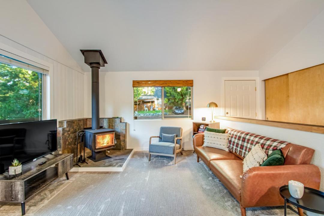 Photo of Others in Sudden Valley