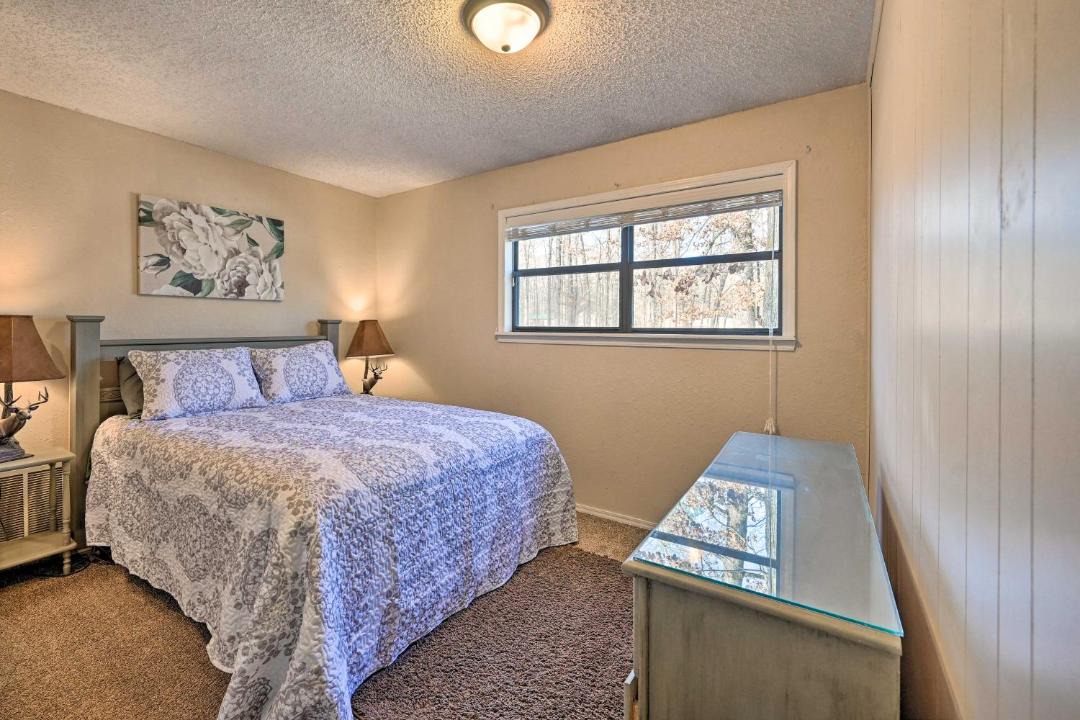 Photo of Bedroom in Broken Bow