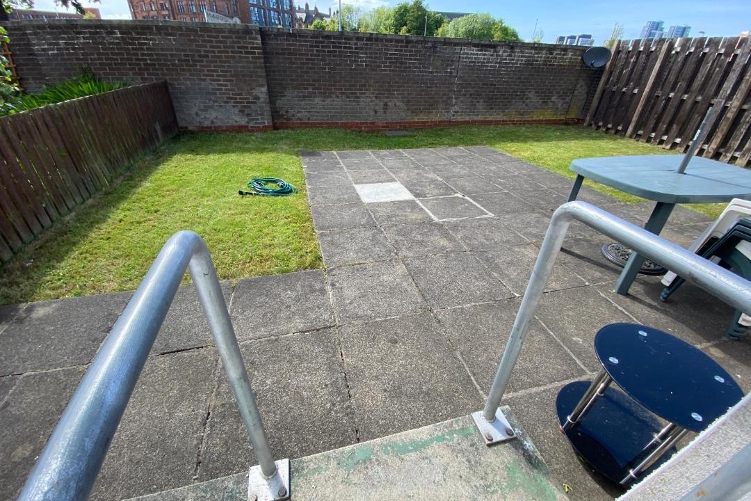 Photo of Patio Balcony in Govan