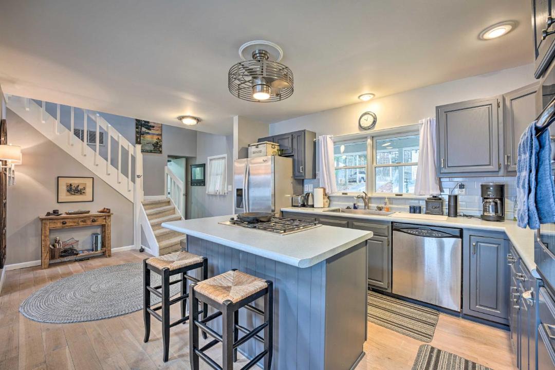 Photo of Kitchen in Sister Lakes