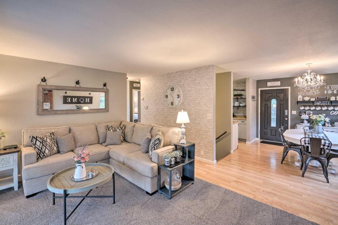 Photo of Others in Pine Grove