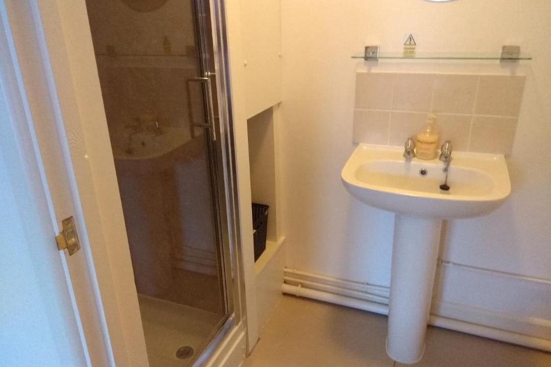 Photo of Bathroom in Didcot