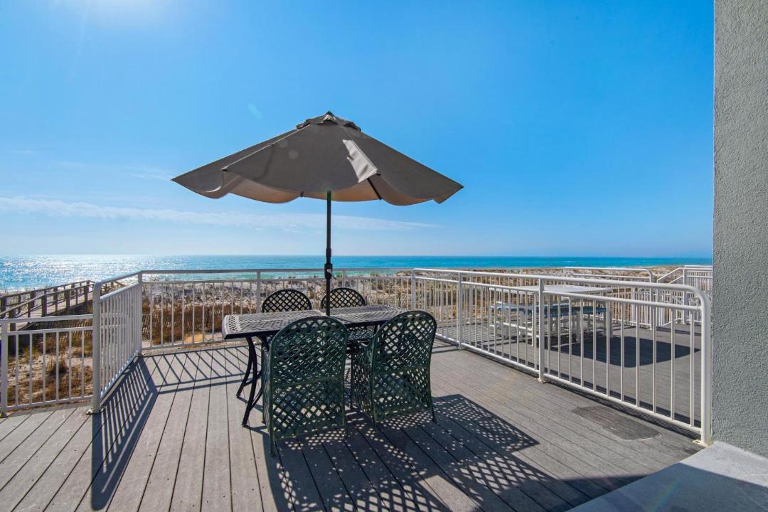 Photo of Patio Balcony in White Sands