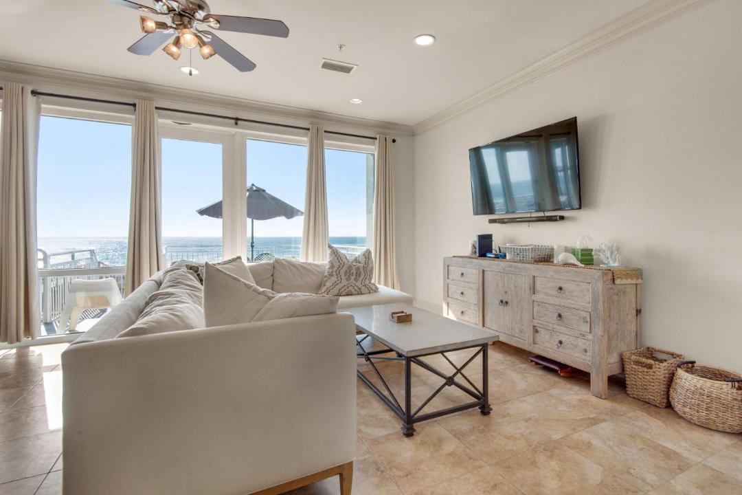 Photo of Others in White Sands