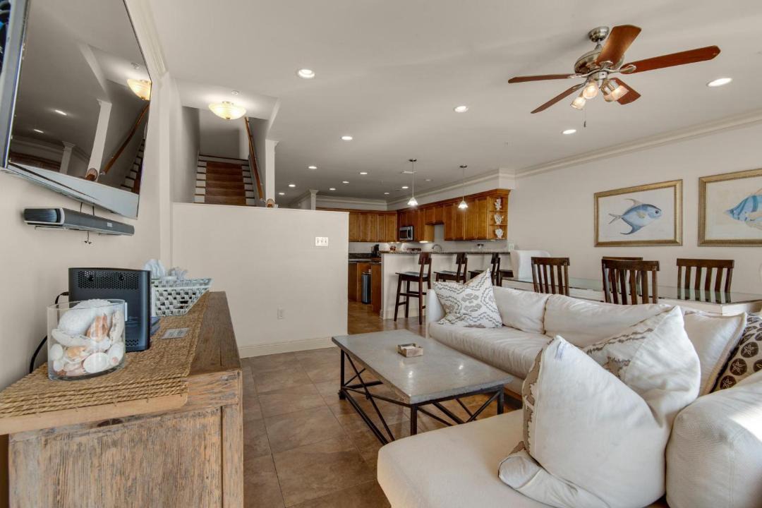 Photo of Others in White Sands