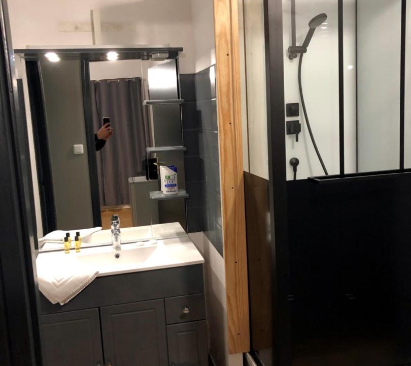 Photo of Bathroom in Saint-Philbert-de-Grand-Lieu