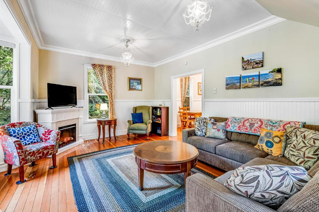 Photo of Others in Adelma Beach