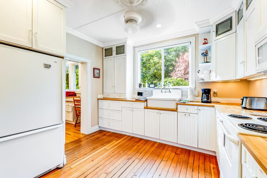 Photo of Kitchen in Adelma Beach