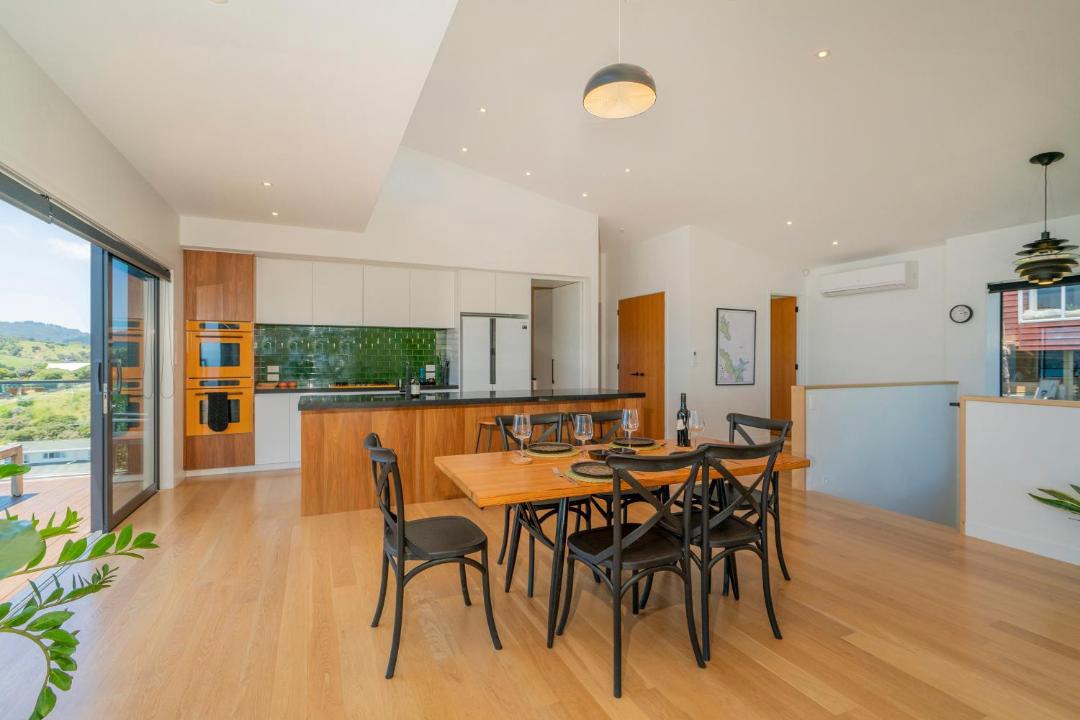 Photo of Others in Rings Beach