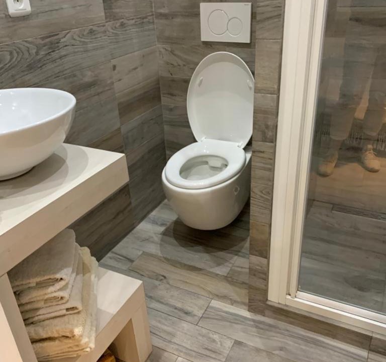 Photo of Bathroom in Beausoleil