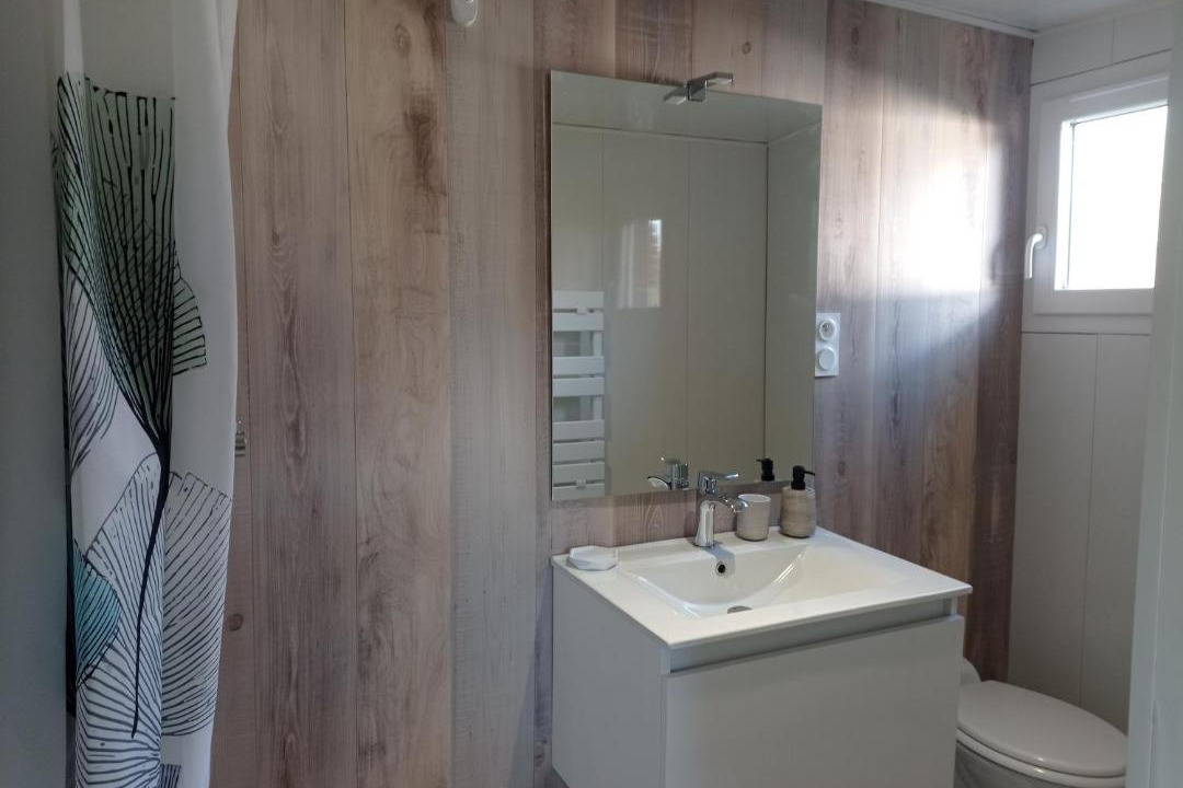 Photo of Bathroom in Egletons