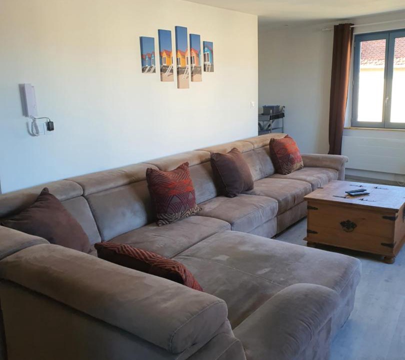 Photo of Livingroom in Fains-Veel