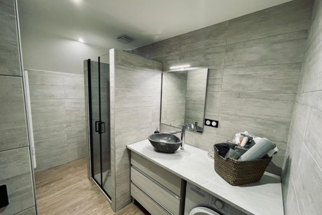 Photo of Bathroom in Mende
