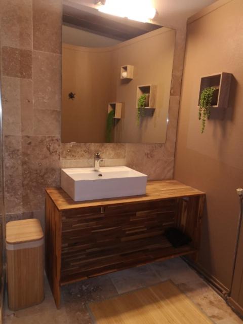 Photo of Bathroom in Perouges