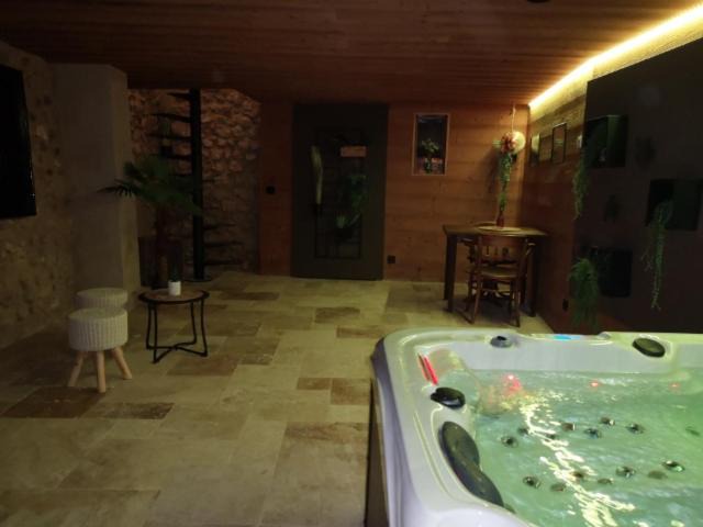 Photo of Others in Perouges